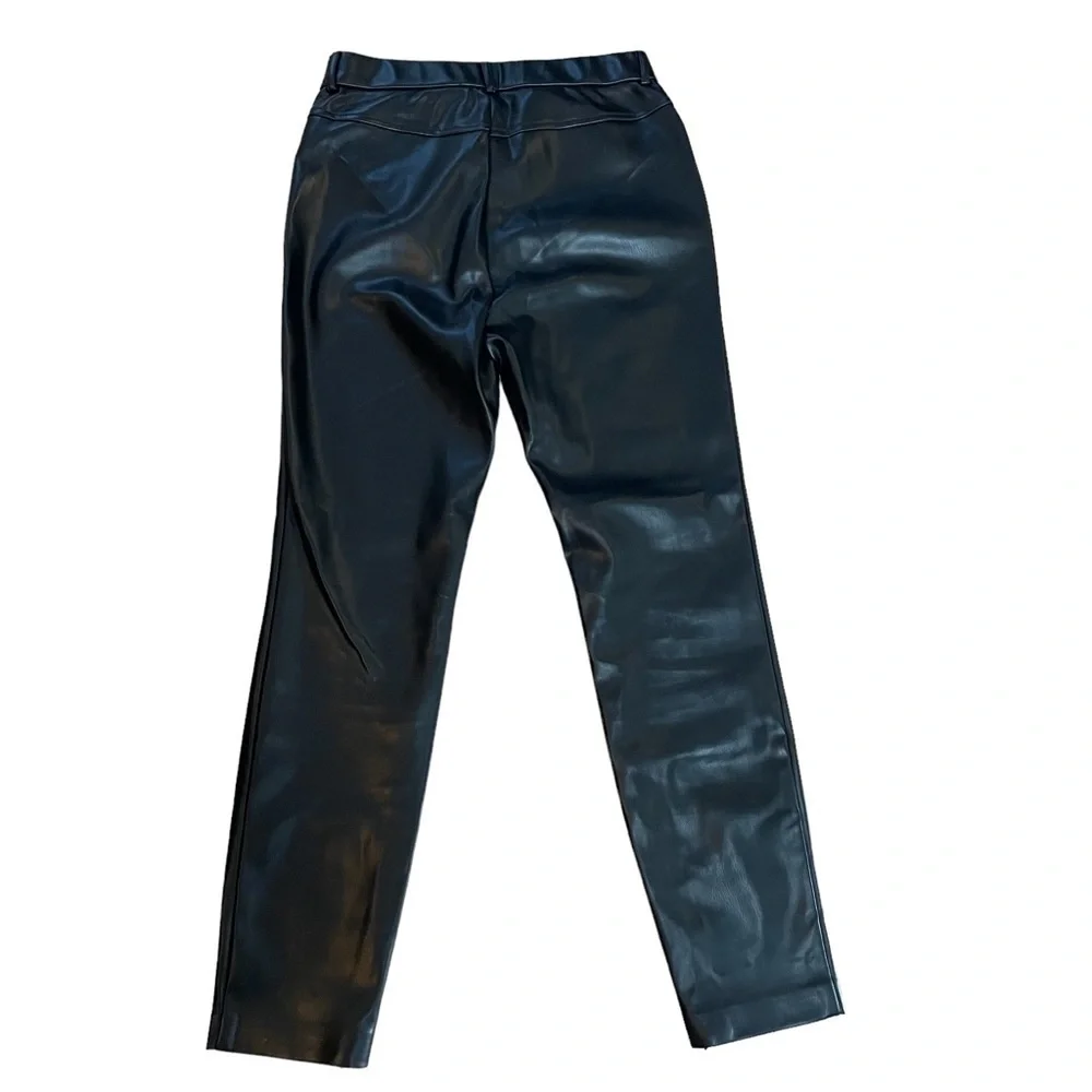 Truth by Republic Black Faux Leather High Rise Front Center Seam Pants Sz. 2